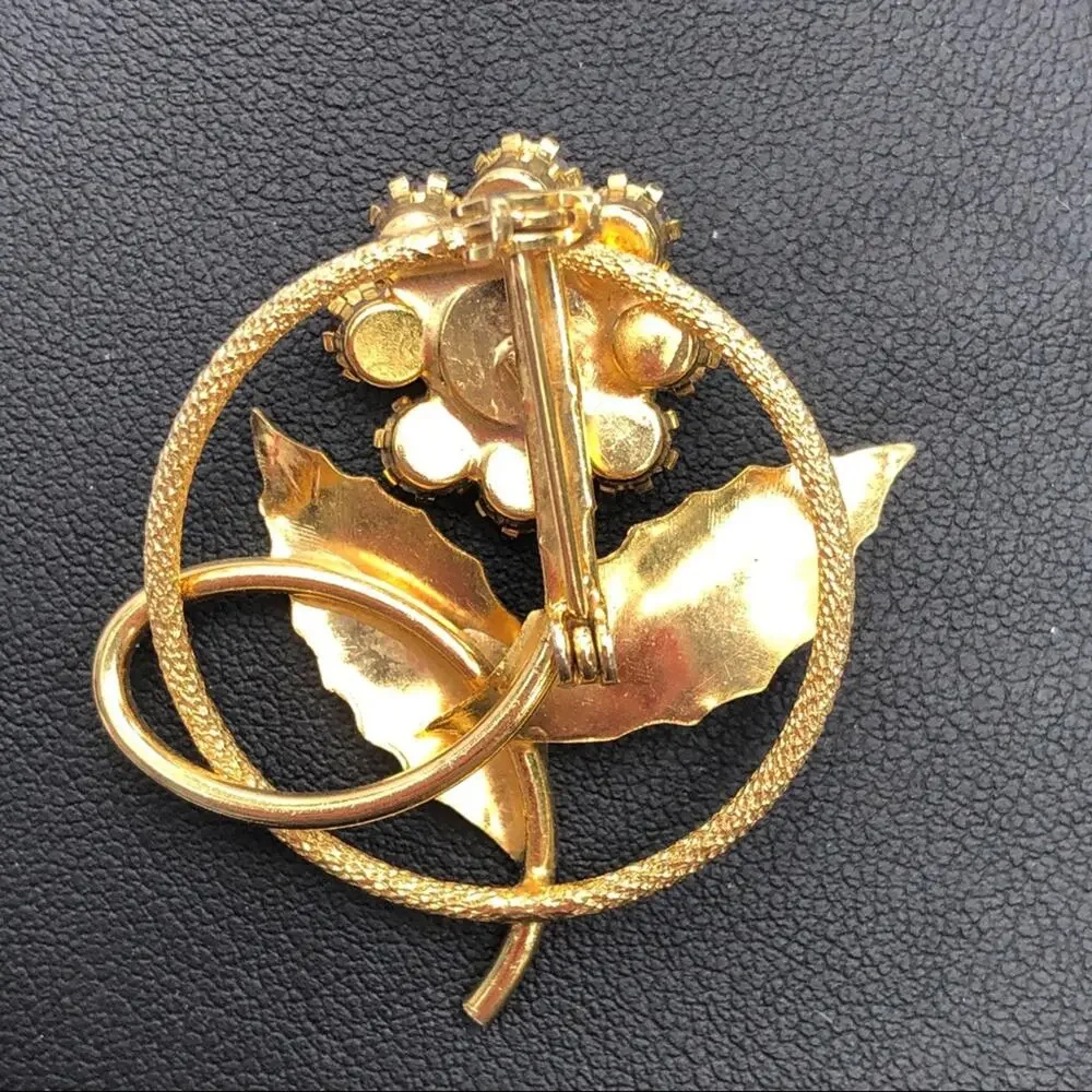 Pink Rhinestone Flower Brooch, Gold Tone Vintage Unsigned Leaves